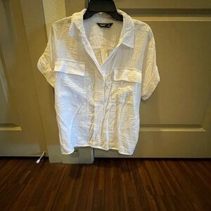 Simply Vera Vera Wang Women’s XL White Textured Collared Short Sleeve Shirt